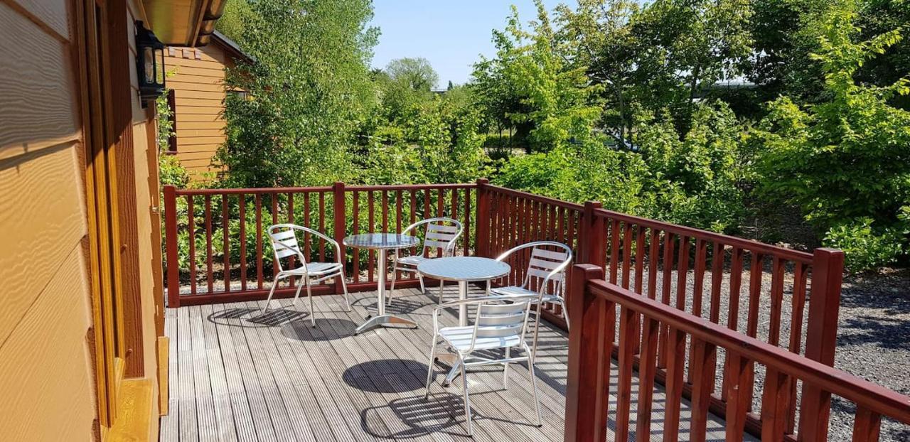 Walnut Lodge, Summerhayes บริดจ์วอเตอร์ ภายนอก รูปภาพ